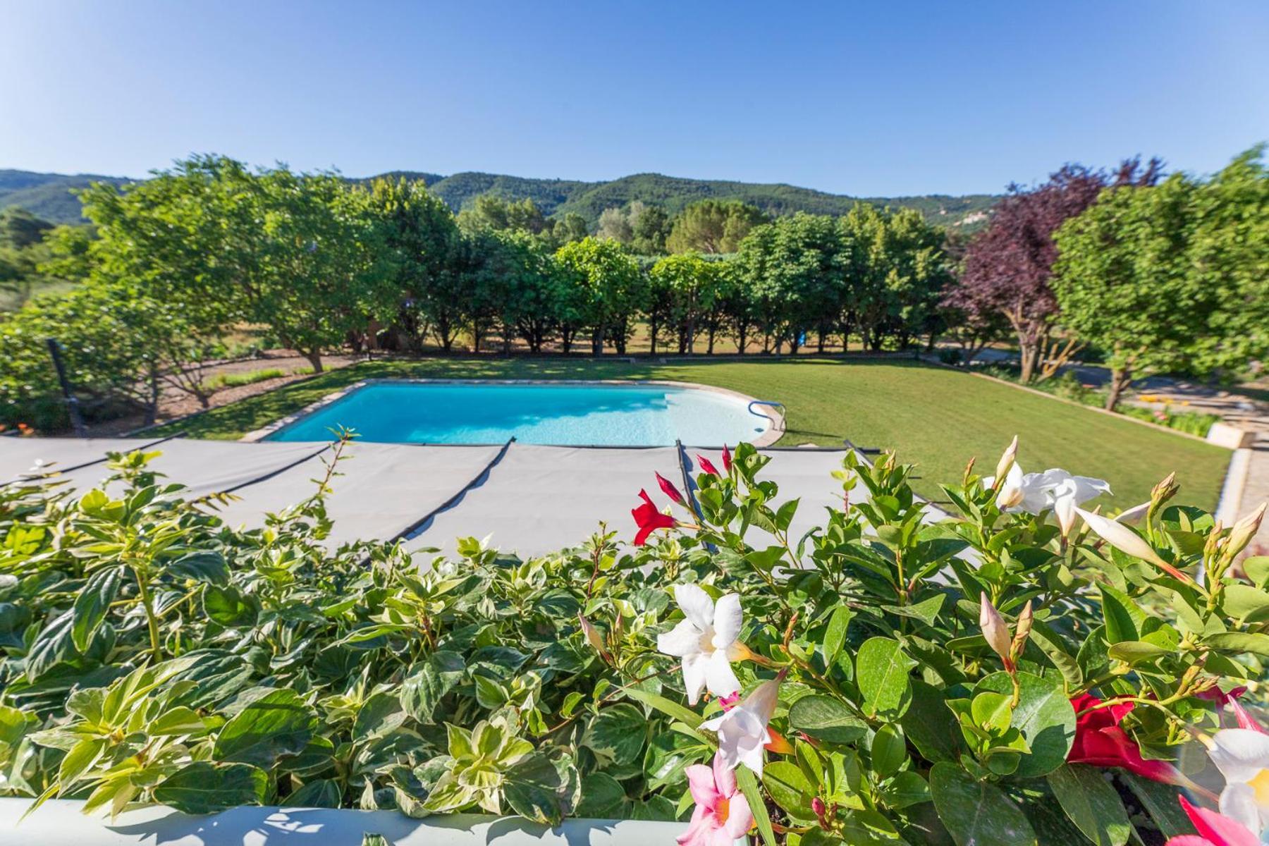 Bed and Breakfast La Bastide Des Roses Saint-Julien-d'Asse Exteriér fotografie