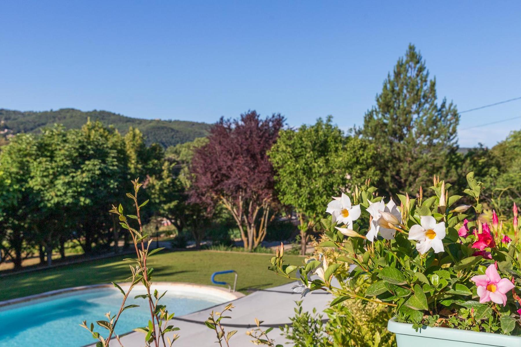 Bed and Breakfast La Bastide Des Roses Saint-Julien-d'Asse Exteriér fotografie