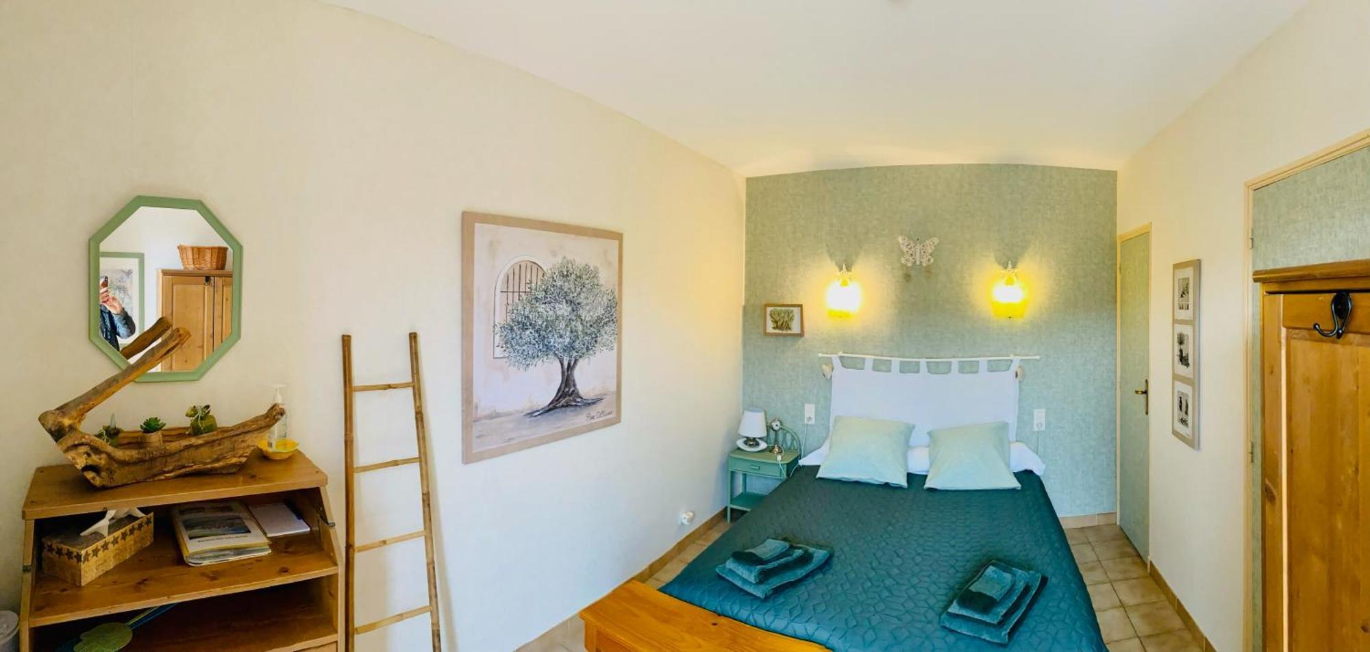 Bed and Breakfast La Bastide Des Roses Saint-Julien-d'Asse Exteriér fotografie