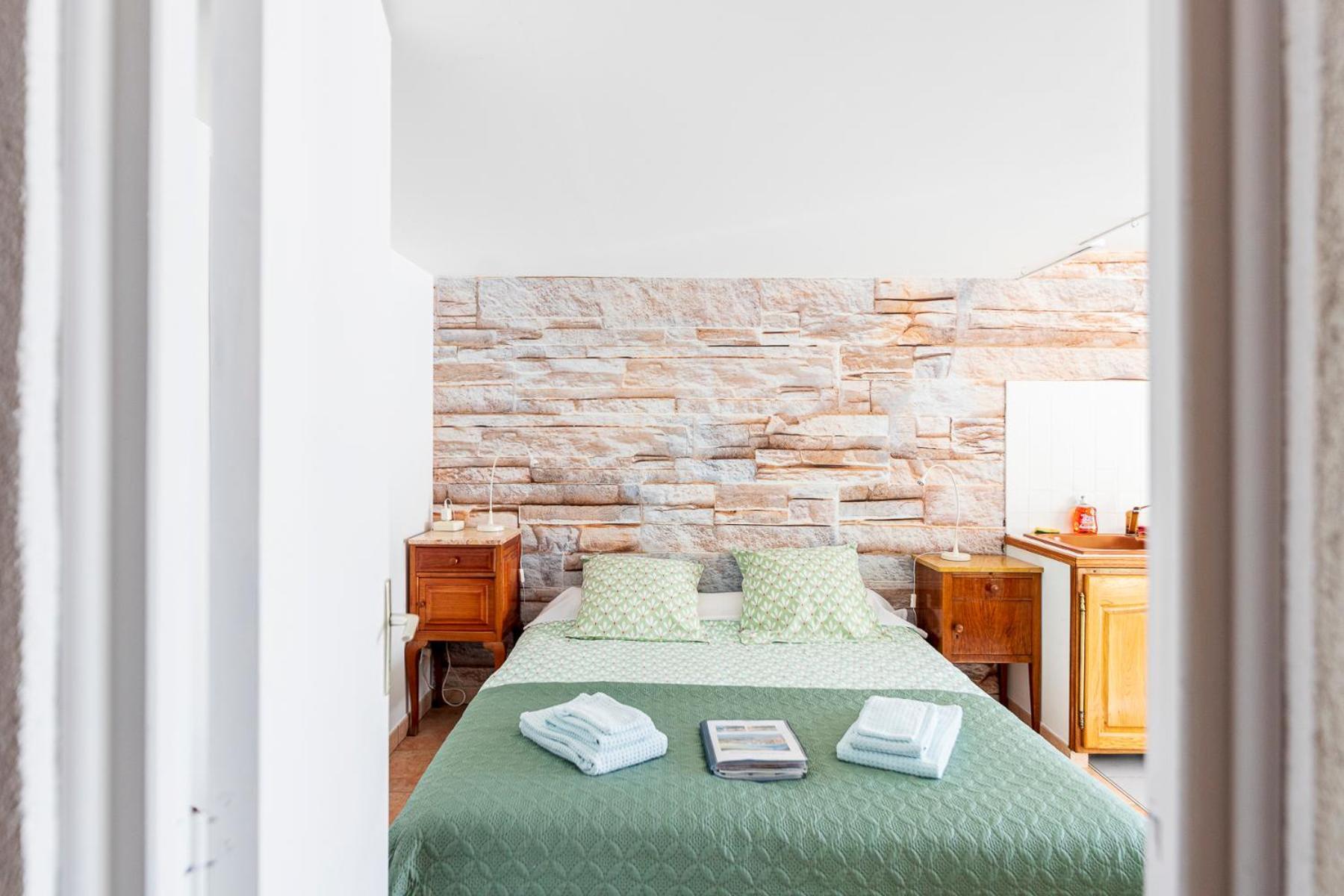 Bed and Breakfast La Bastide Des Roses Saint-Julien-d'Asse Exteriér fotografie
